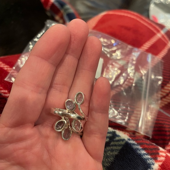 Stunning Genuine Blue Topaz Ring - Picture 4 of 5